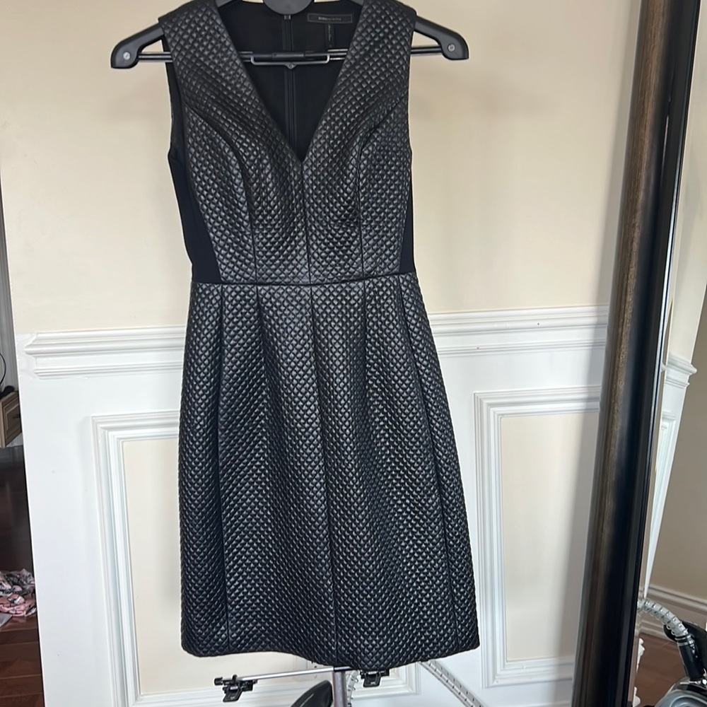 BCBGMAXAZRIA